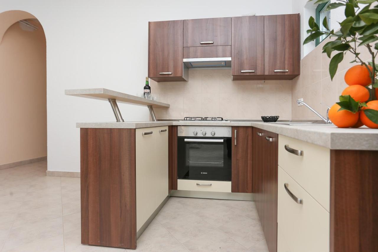 Apartments Marinero Трогір Екстер'єр фото