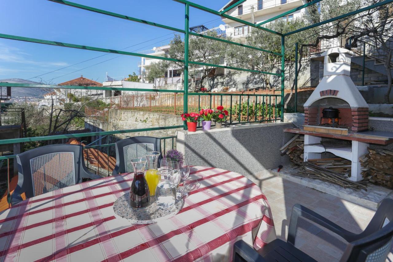 Apartments Marinero Трогір Екстер'єр фото