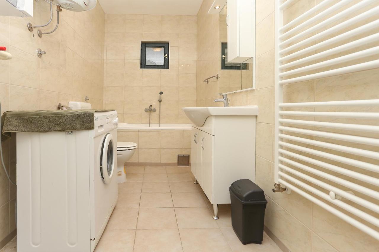 Apartments Marinero Трогір Екстер'єр фото